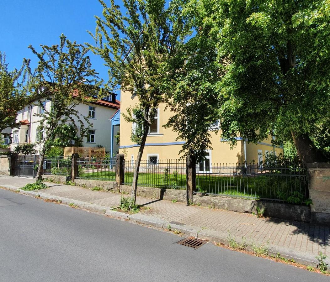 Pineapple Apartments Dresdner Heide Mit Garten Дрезден Екстер'єр фото